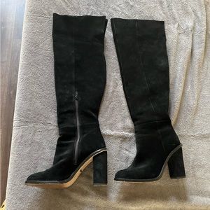 Gianni Bini Barrine suede boots